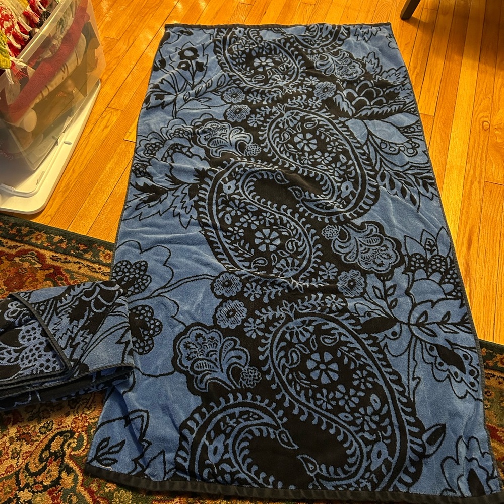 Large cotton beach towel